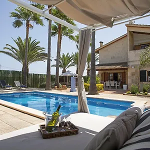 Agueda Villa Muro