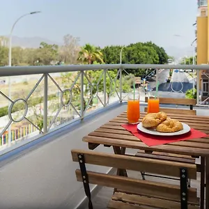 https://guadalmedina-apartament-wifi-a-a-close-to-center.1costadelsol.com